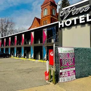 The Vine Hotel Bronx New Ню Йорк Екстериор снимка