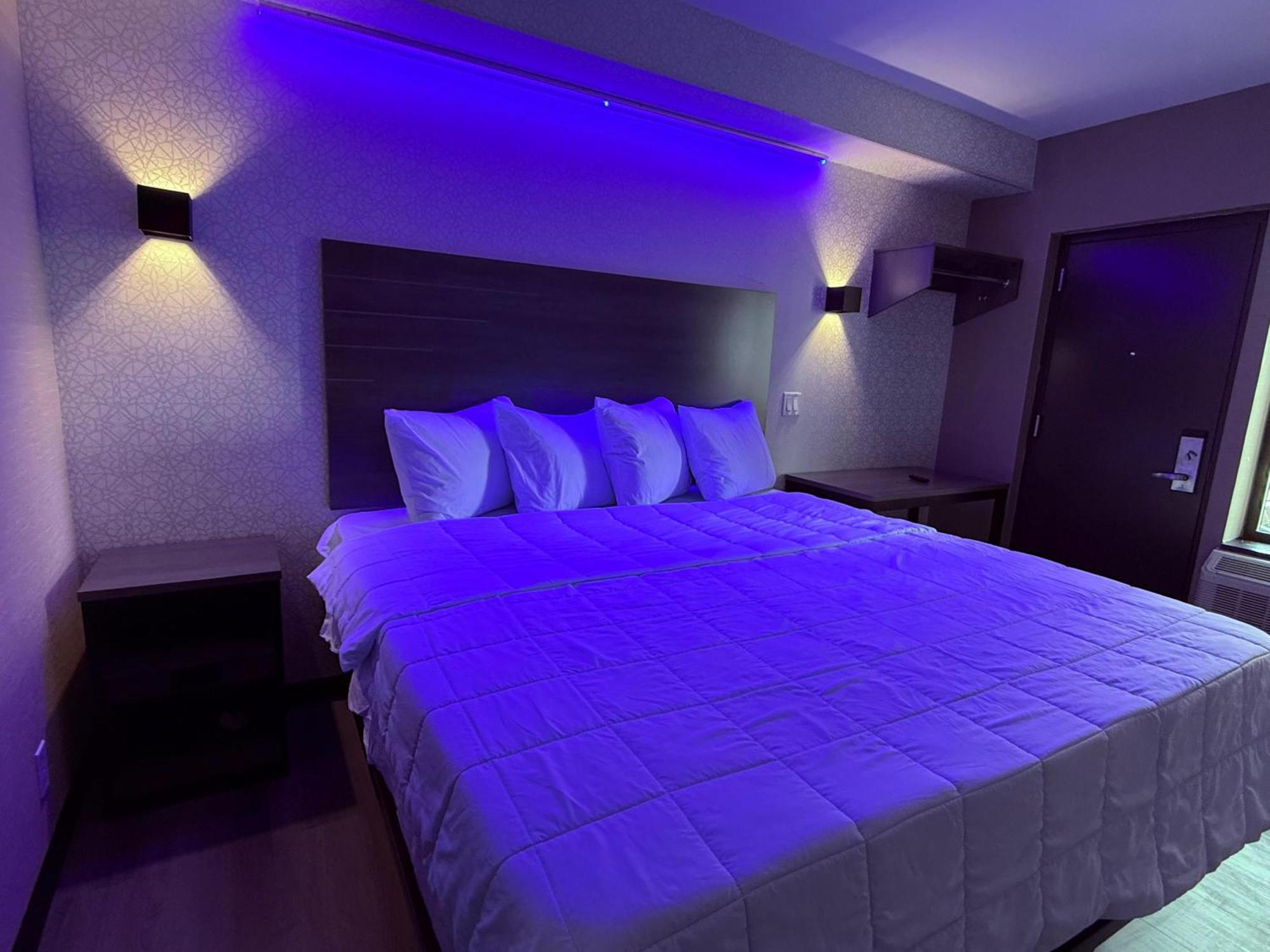 The Vine Hotel Bronx New Ню Йорк Екстериор снимка