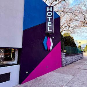 The Vine Hotel Bronx New Ню Йорк Екстериор снимка